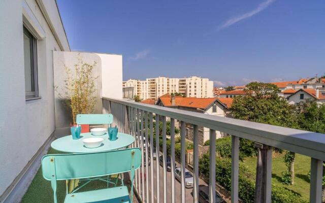Appartement Biarritz, 1 Pièce, 4 Personnes - Fr-1-3-465