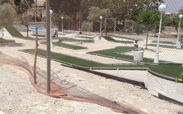 Villa With 5 Bedrooms in Alicante, With Private Pool and Furnished Ter
