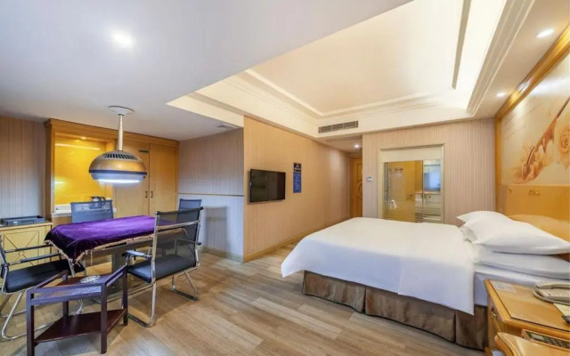 Vienna Hotel Dongguan Shatian Humen Port