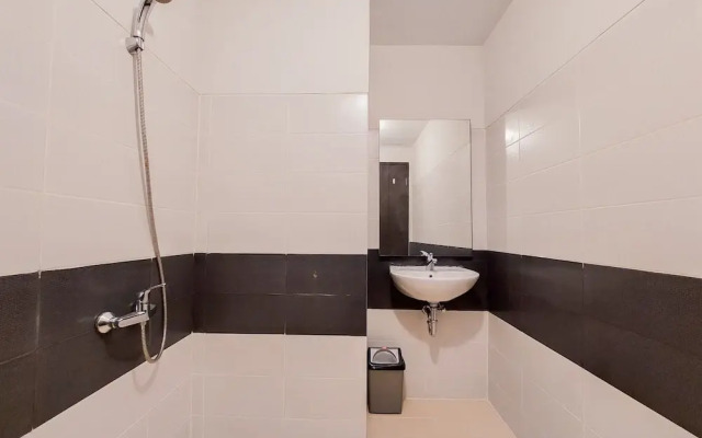 Nice And Comfort 1Br Apartment At Scientia Residence