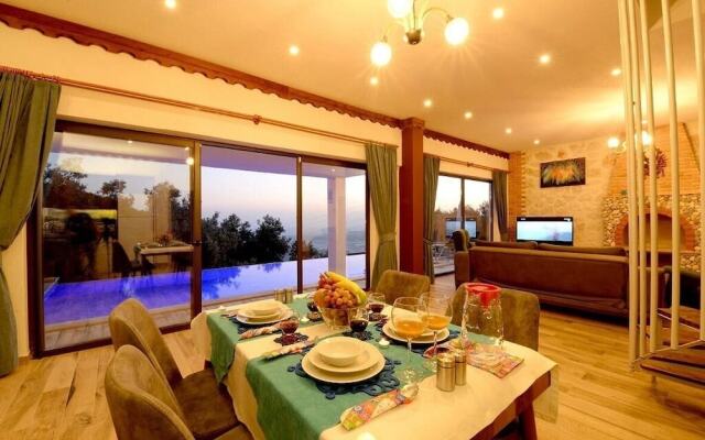 KA002 by Villaofsummer