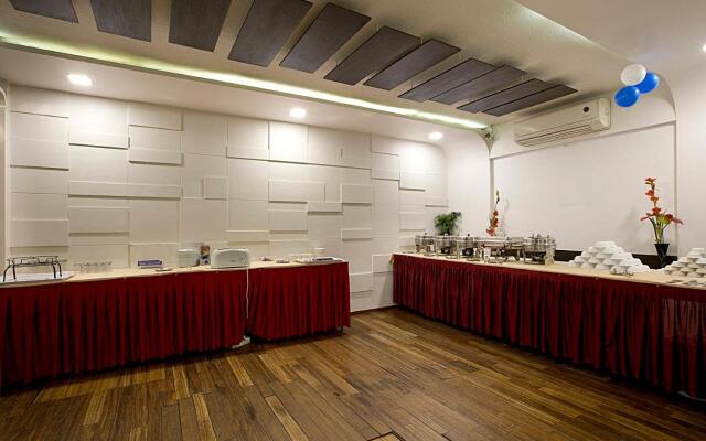 Hotel Planet Residency