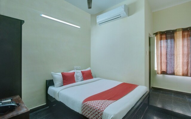 Oyo Flagship 27691 Snv Garden Main Road