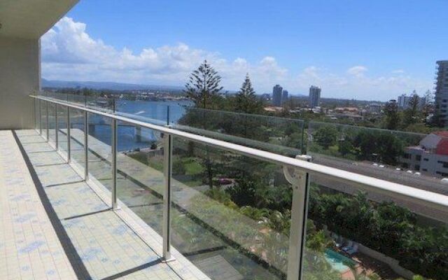 Thornton Tower Apartments