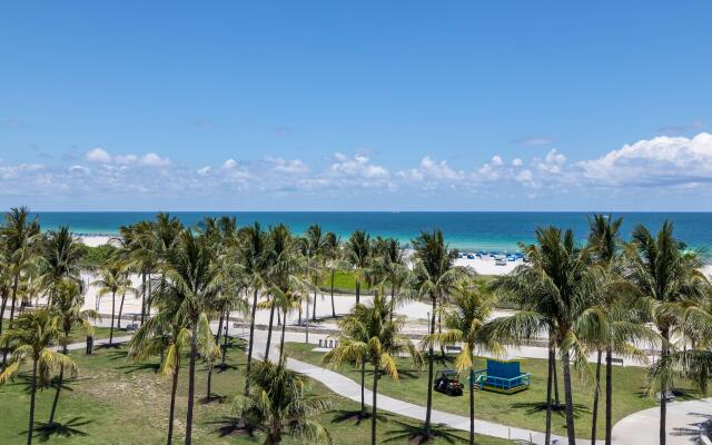 The Gabriel Miami South Beach, Curio Collection by Hilton