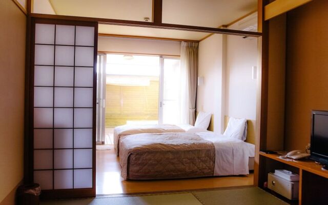 Hotel Tenzankaku Yurakuan