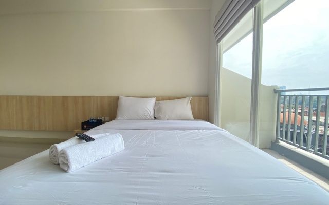 Spacious And Modern Studio Room At Galeri Ciumbuleuit 3 Near Unpar – Guest Rooms – Bandung