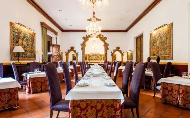 Hospederia Palacio la Iglesuela del Cid