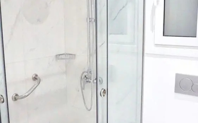 Spacious Peaceful Studio with Garden Patio