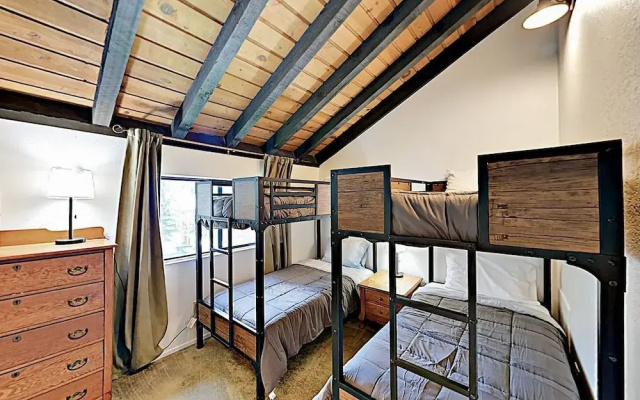 #527 Spacious Condo with Stunning Views