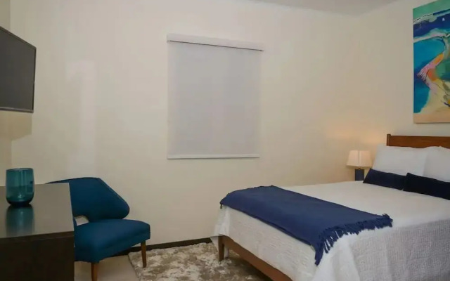 3BR Ground Level Eagle Beach Condo Pool GYM
