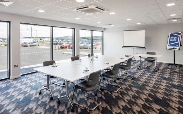 Hampton by Hilton Humberside Airport