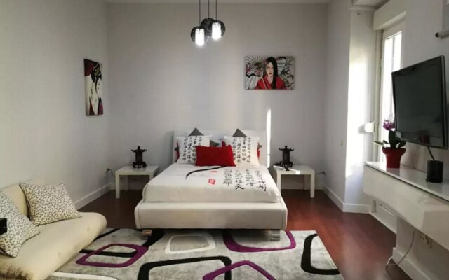 Studio in Madrid, With Wonderful City View, Balcony and Wifi