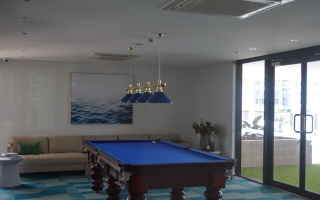 BRAND NEW Qube Broabeach Luxury 2 Bedroom