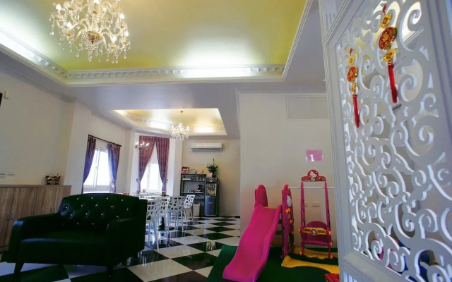 St. Petersburg Manor