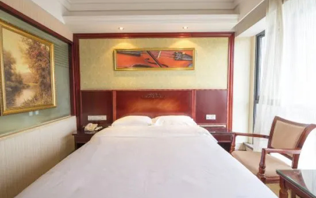 Yumi Boutique Apartment (Guilin Two Rivers and Four Lakes Xiangbishan Branch) – Guest Rooms – Guilin