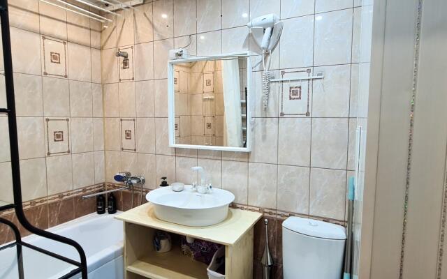 Мириады на улице Геологоразведчиков 2