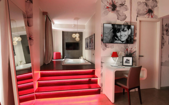 Montenapoleone Suites