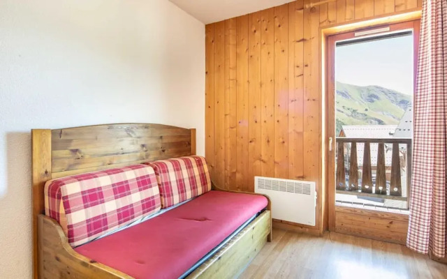 Cozy Alpine Apartment With Pool