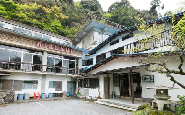OYO Ryokan Kikusui