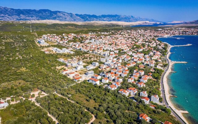 Studio Apartments Near Center 2