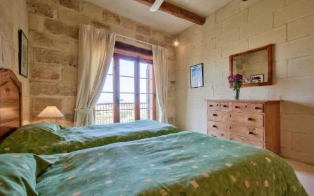 Farmhouse Lewza