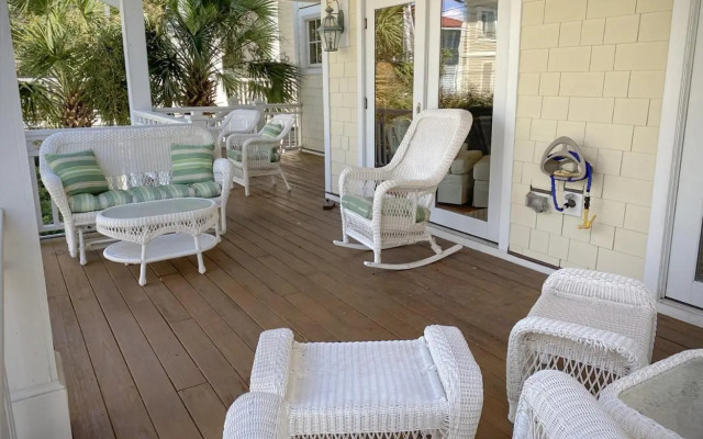 Sea Esta by Sea Scape Properties