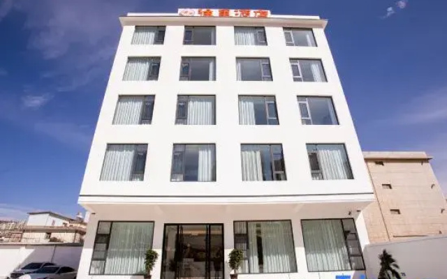 Tori Hotel (Dali Airport)