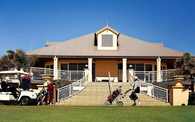 Harrington River Lodge