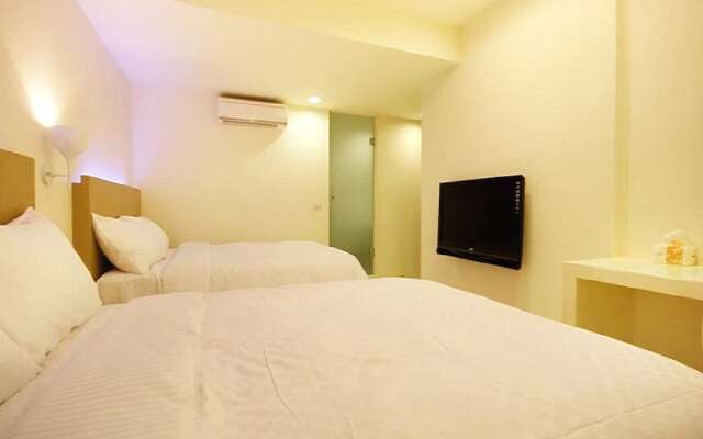 Skyroom 2