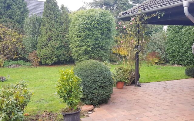 Tolstov-Hotels Beautiful Villa with Big Garden