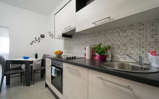 Apartments Mladenka