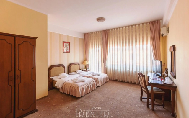 Hotel Premier