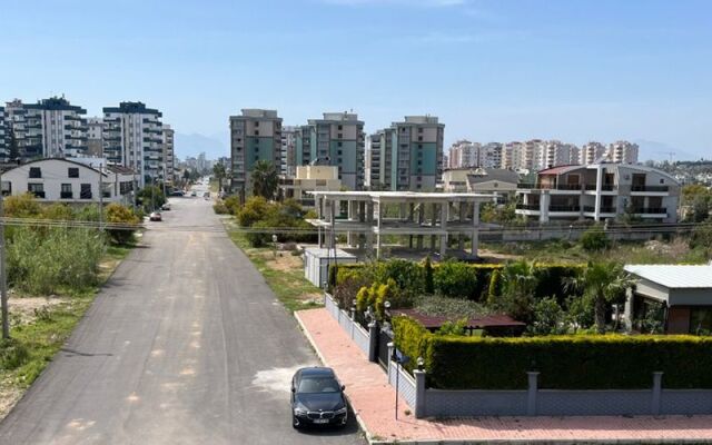 Gardenya Homes Lara