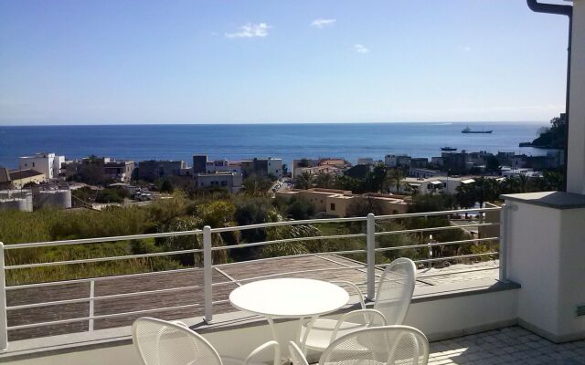 Hotel Mea - Aeolian Charme