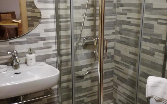 Sassi Sotto Le Stelle