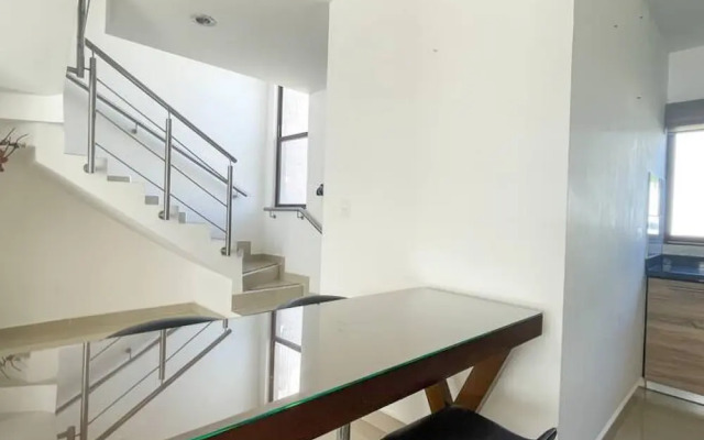 Prime Location House at Cerritos Great Price