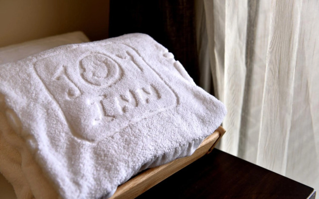 Joy Inn