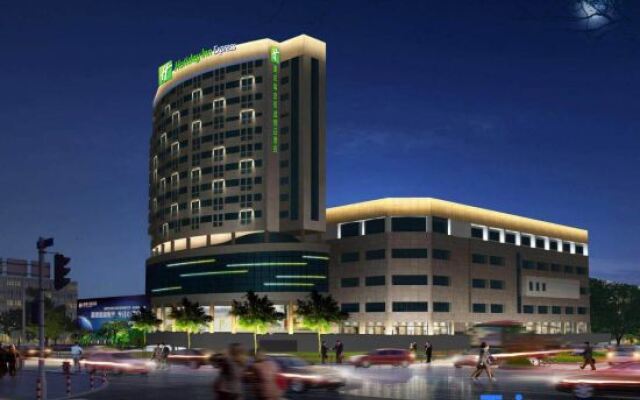 Holiday Inn Express Chongqing Airport Zone by IHG