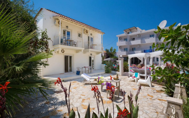 Paralia Studios