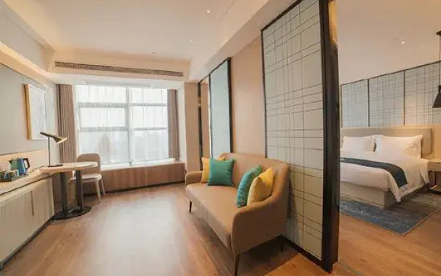 Echarm Hotel (Ten Hanjiang Normal College )