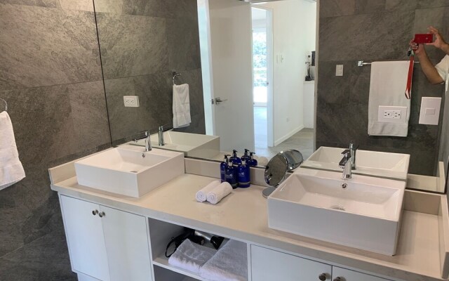 Aves Hotel & Resort - Retreat Center