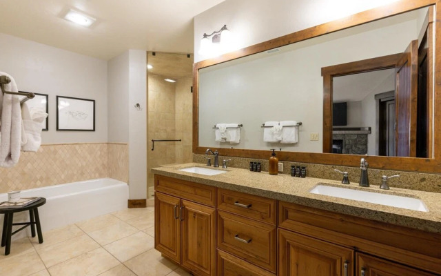 Ski Hill Road 2 - Twin Chutes