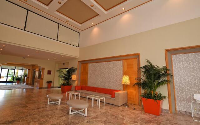 Hilton Boca Raton Suites