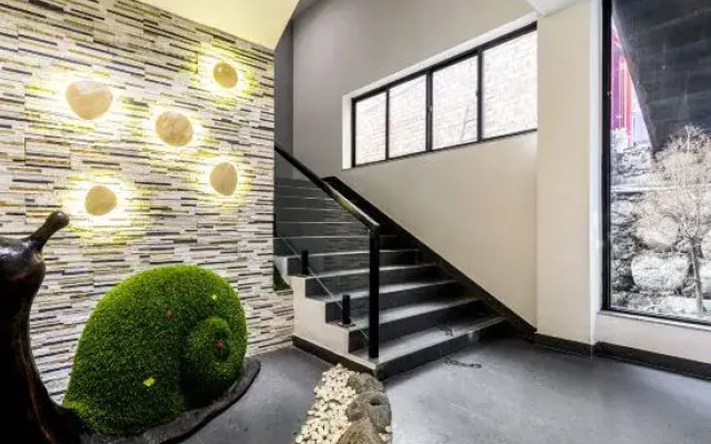 Dayi District Snail Soup Home Stay