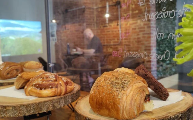 U Street Capsule Hostel