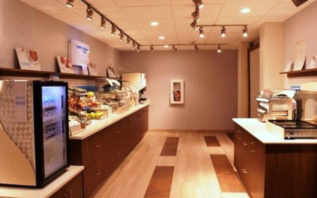 Holiday Inn Express & Suites Kingston-Ulster by IHG