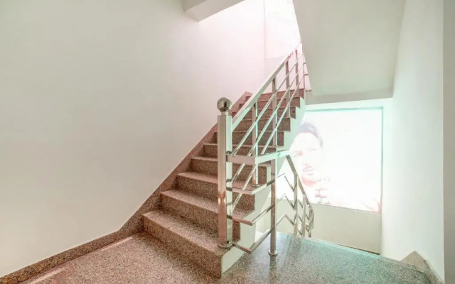 Hotel Downtown by OYO Rooms