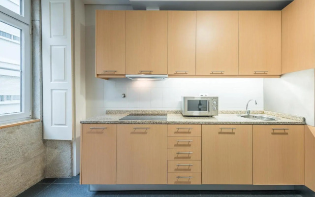 GuestReady - Ao Coliseu 2D Central studio suite