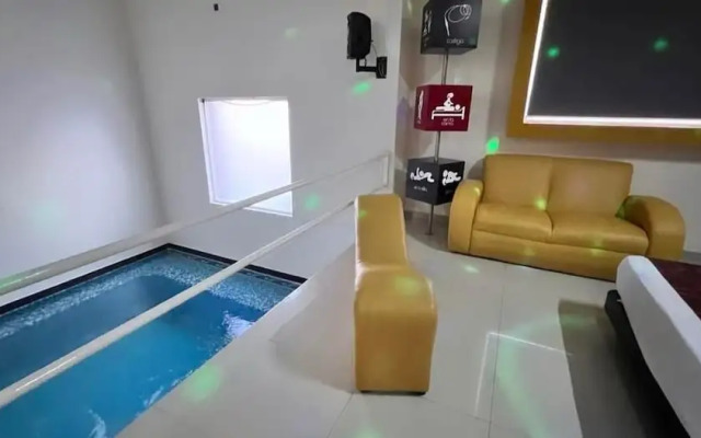 Motel & Hotel Nivel 10